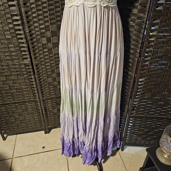ROMANTIC MAXI DRESS - Picture 4 of 8